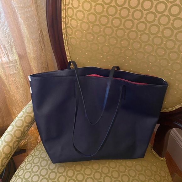 Macy’s Beach tote - Picture 4 of 4